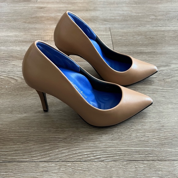 Antonia Saint- Victoria High Heel 2.0 - Picture 7 of 14